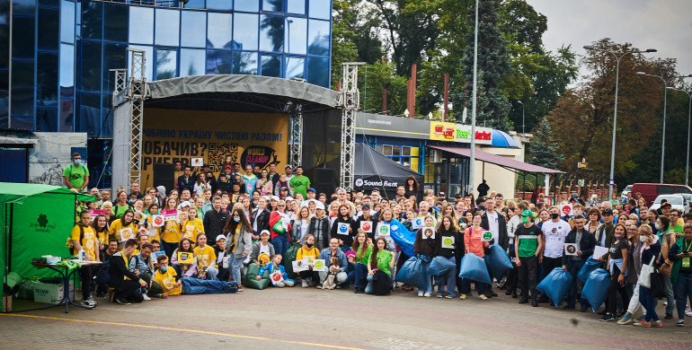 Всесвітній день прибирання відбувся  в Україні: долучилася і Рівненська область